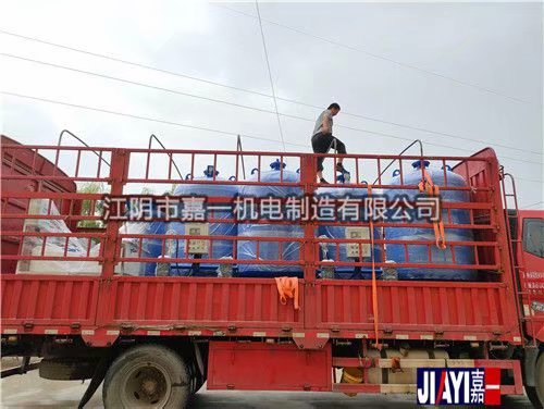 安徽六安客戶預(yù)定的多臺(tái)定壓補(bǔ)水裝置以及全自動(dòng)加藥裝置以及發(fā)貨！